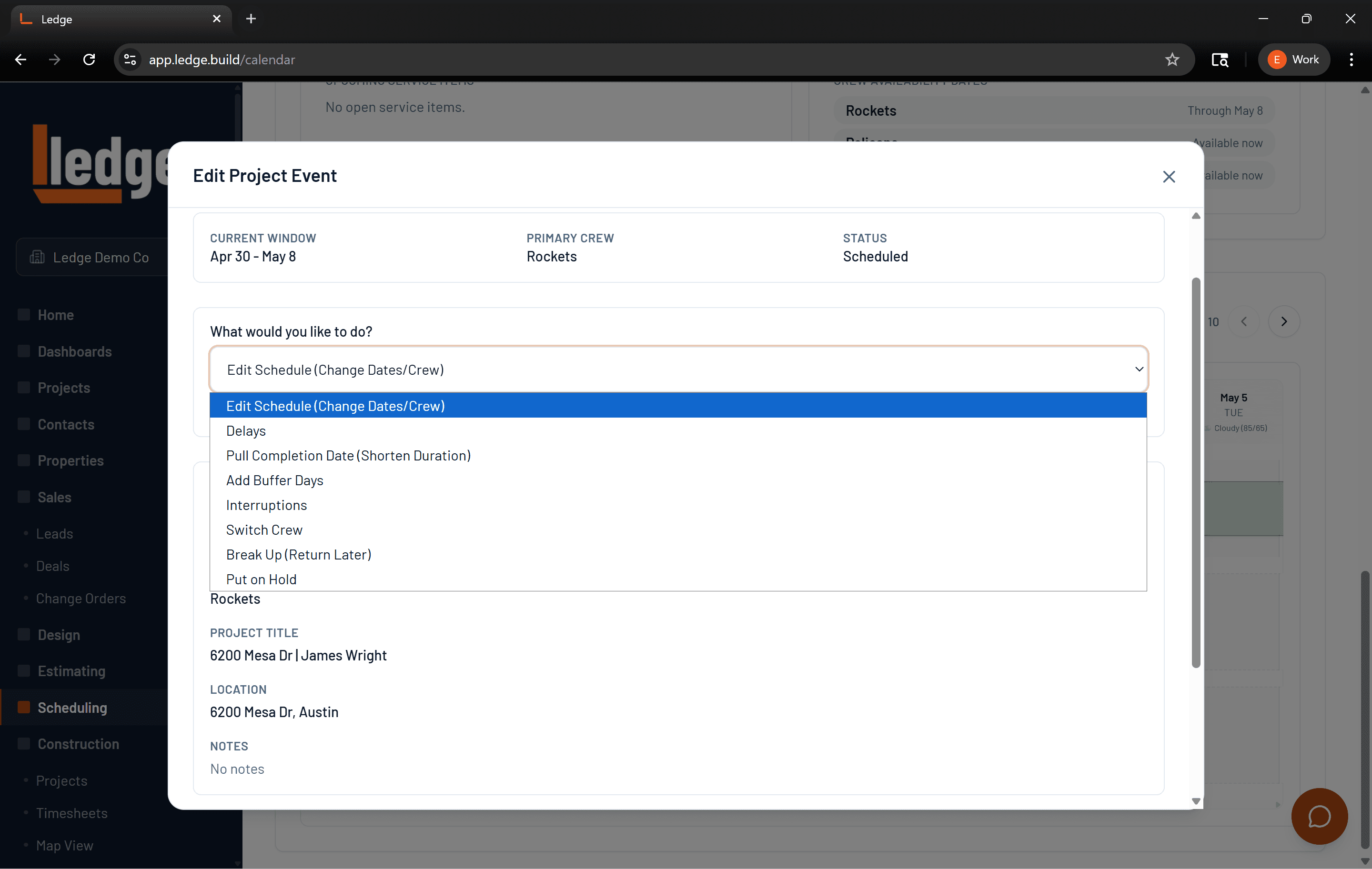 Handle delays with real options